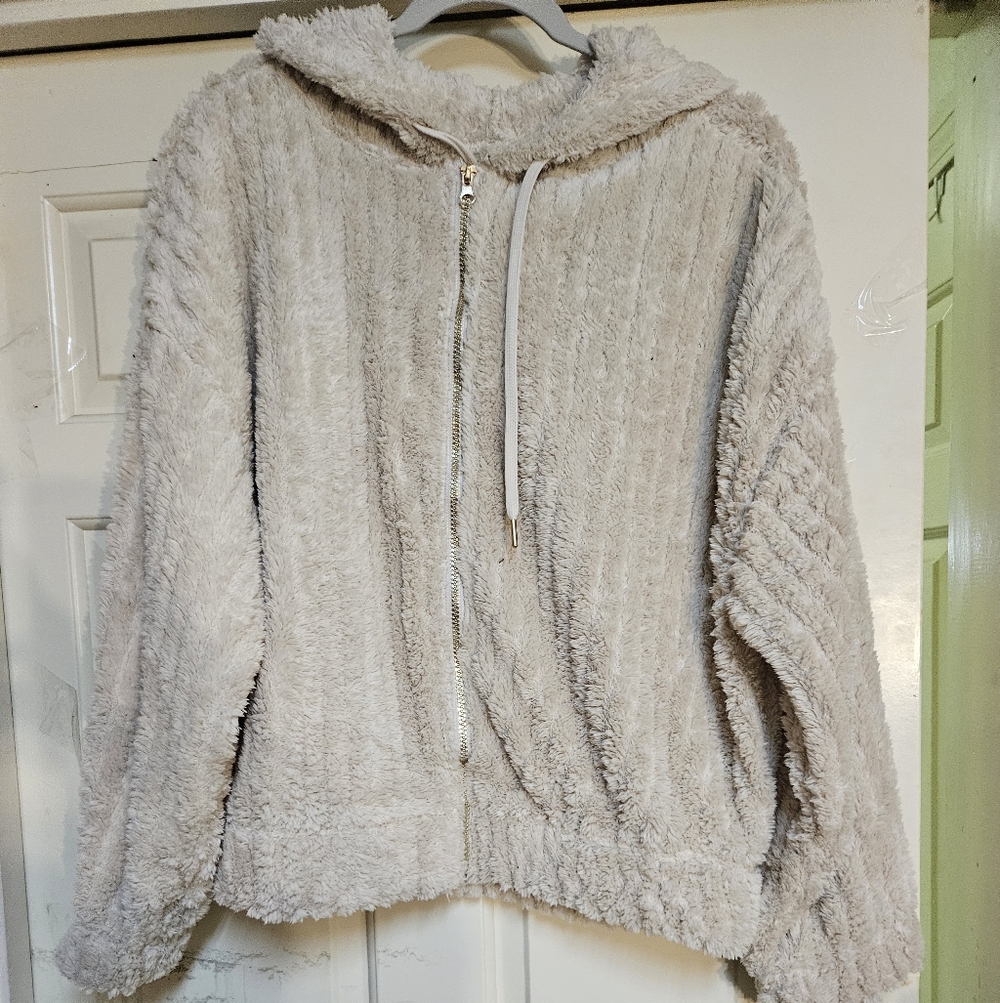 NYC Cream Fuzzy Jacket